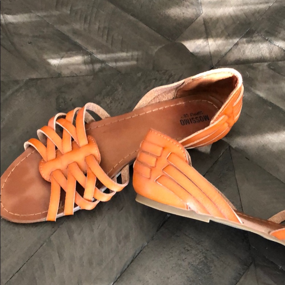 Sandals - Picture 2 of 2